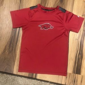 Kids Arkansas Razorback hats shirt and shorts